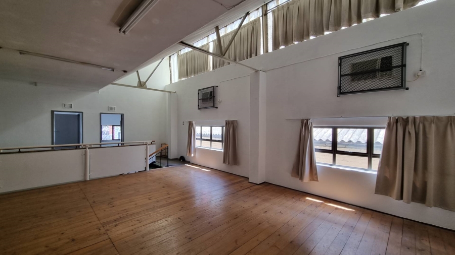 To Let Commercial Property for Rent in Woodstock Western Cape